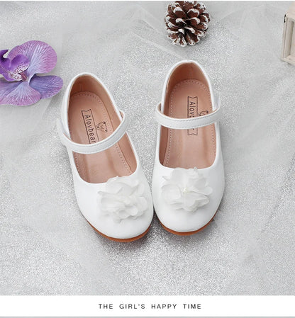 Children's shoes in spring and autumn new girls white Pearl flower Princess shoes fashion high heels wear-resistant and non-slip