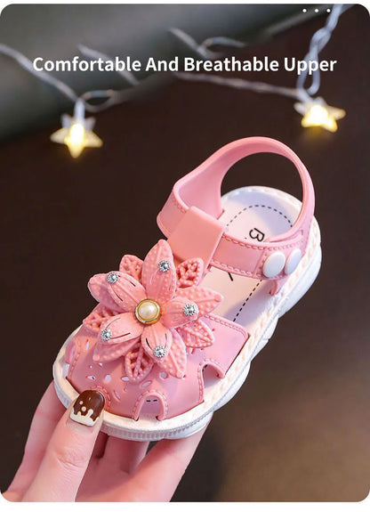 New Girls Summer Sandals Soft Sole Breathable Kids Beach Shoes Anti-slip Princess Sandals Children Casual Footwear