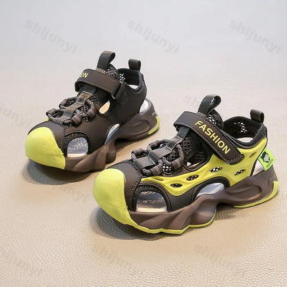 Children's Mesh Hollow Breathable Casual Sandals Boys' Fashion Sports Cool Shoes 2025 Summer Soft Soled Non Slip Beach Sneakers
