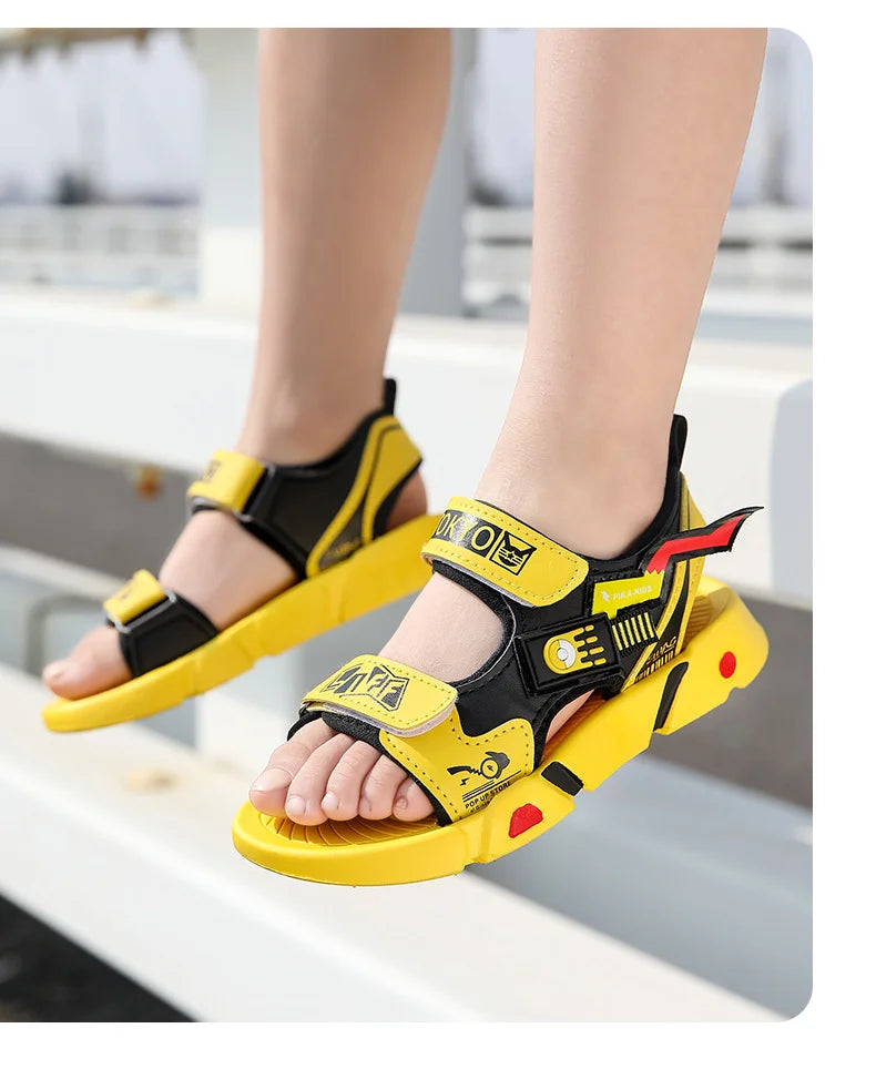 Boys Sandals 1-12 Year Old Soft Sole Anti Slip Sandals Cartoon Outwear Small and Medium Sized Children Beach Sandals