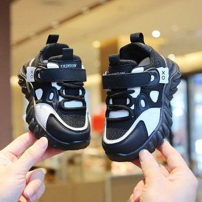 2025 New Spring Autumn Boys White Shoes Girls Breathable Mesh Casual Soft Sole Sneakers Kids Running Shoes Children Sports Shoes
