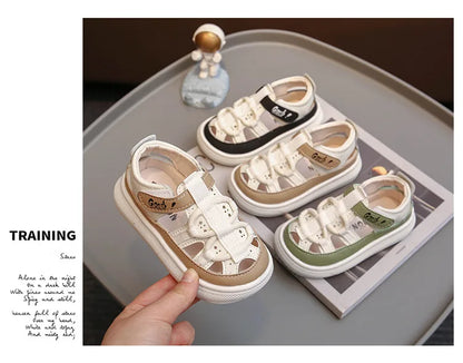 Summer New Children's Sandals Soft Bottom Non slip Boy Sandals Fashion Girls' Beach Shoes Punch Out Girls' Shoes Boy Casual Shoe