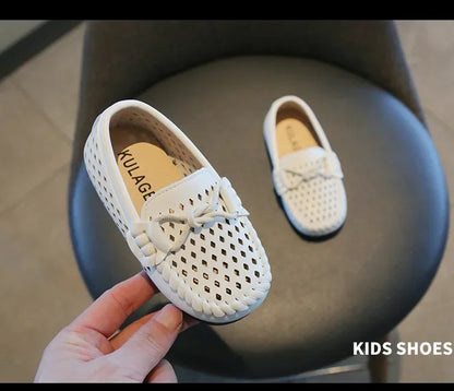 Kids Fashion Casual Shoes Slip-on Flats Boys Moccasins  Solid Color 2025 New Hot Soft Breathable Simple Hollow Children Loafers
