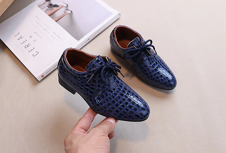 Children Boys Leather Shoes 2025 New Retro Fashion Lace Up Pointed Toe Dress Shoes Uniform Kids Oxford Performance Flats Shoes