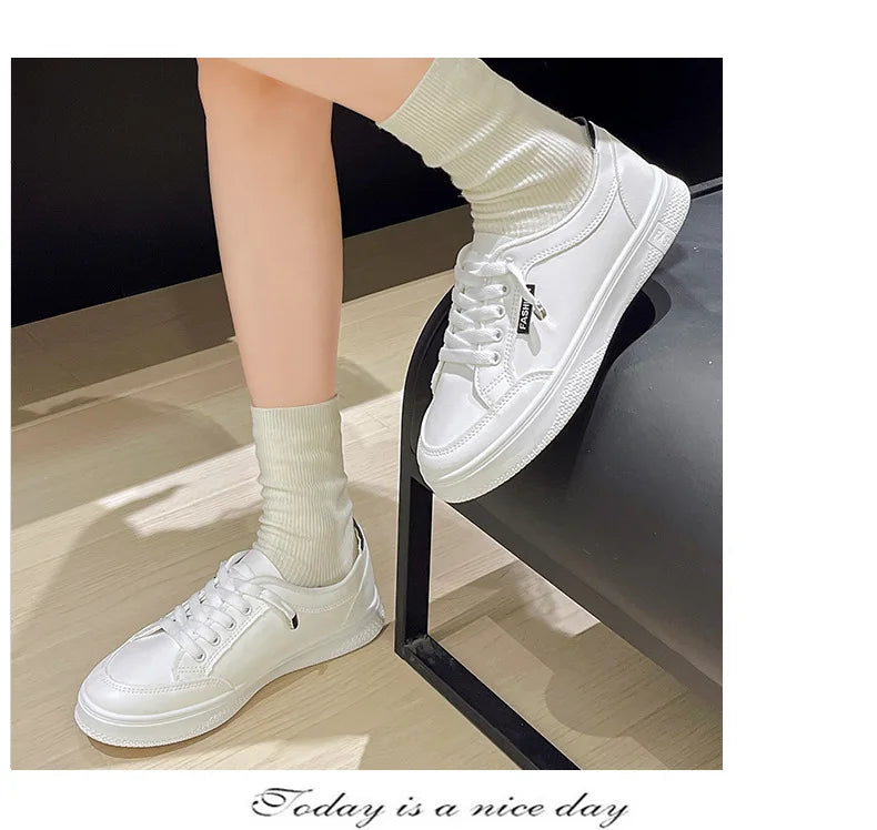 Women's Fashion White Sneakers 2025 New Spring and Autumn Flat Casual Shoes ins Breathable Thin Summer Sneakers