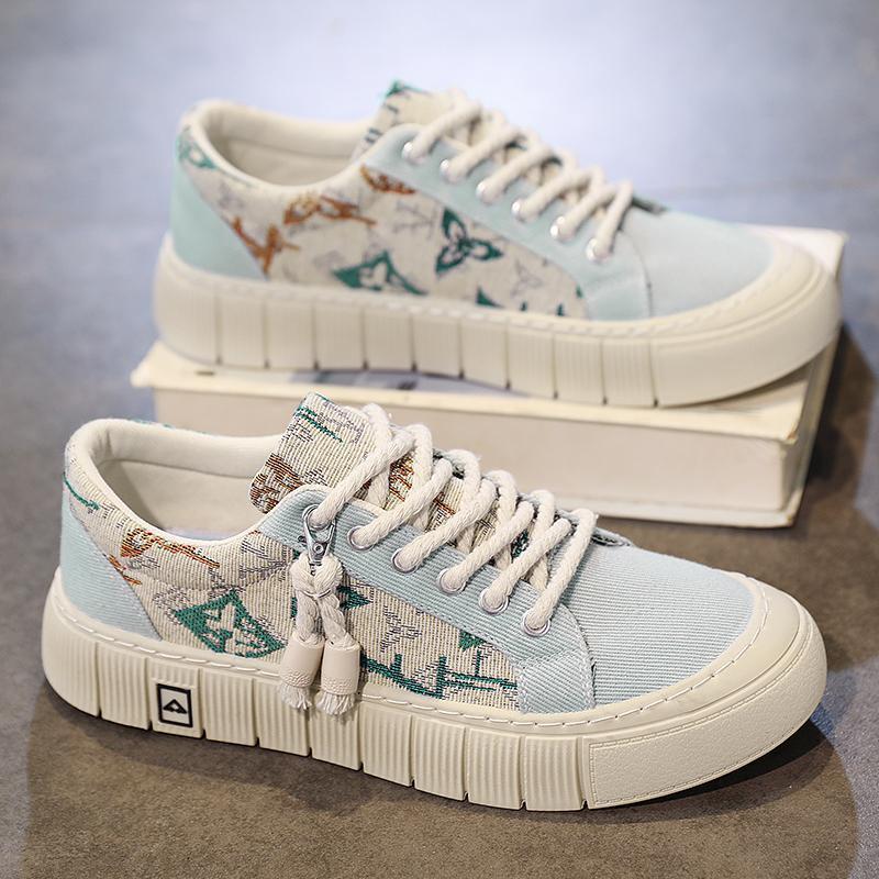Trendy Wild Four Seasons Canvas Sneakers (Available)
