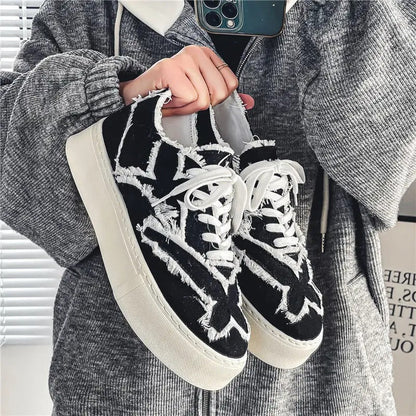 Men's Canvas Shoes New Autumn Low Cut Height Increasing Thick Soled White Shoes Soft Soled (Available )