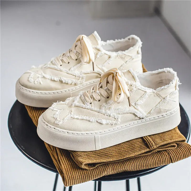 Men's Canvas Shoes New Autumn Low Cut Height Increasing Thick Soled White Shoes Soft Soled (Available)
