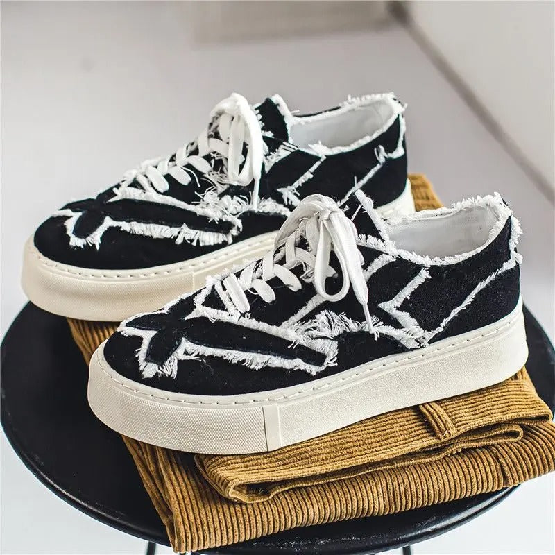 Men's Canvas Shoes New Autumn Low Cut Height Increasing Thick Soled White Shoes Soft Soled (Available)